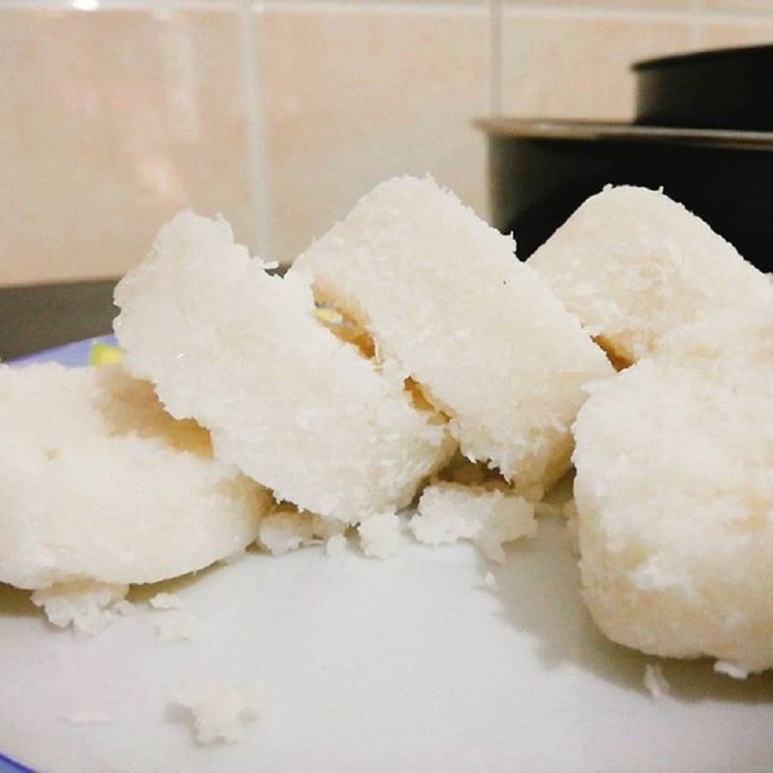 Mauritian snacks, Traditional Mauritian snacks and desserts, Mauritius desserts, Mauritius cuisine, traditional snacks and desserts in Mauritius, Mauritian dishes, poutou