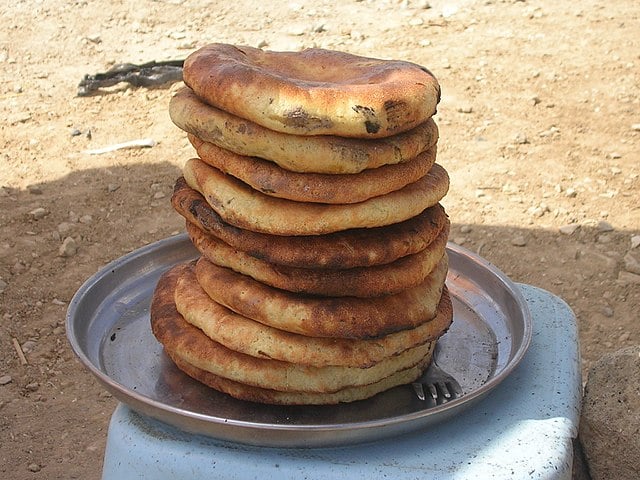 Tunisian snacks, Traditional Tunisian snacks and desserts, Tunisia snacks, Tunisia desserts, traditional snacks and desserts in Tunisia, Tunisian desserts, tabouna bread
