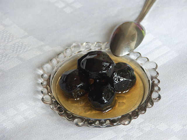 Armenian dessert, Armenia food, Armenia cuisine, traditional food in Armenia, Armenia snacks, Armenia desserts, green walnut jam
