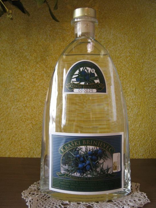 Slovenian Cuisine, Slovenian drinks, Traditional Slovenian drinks, Slovenia drinks, brinjevec