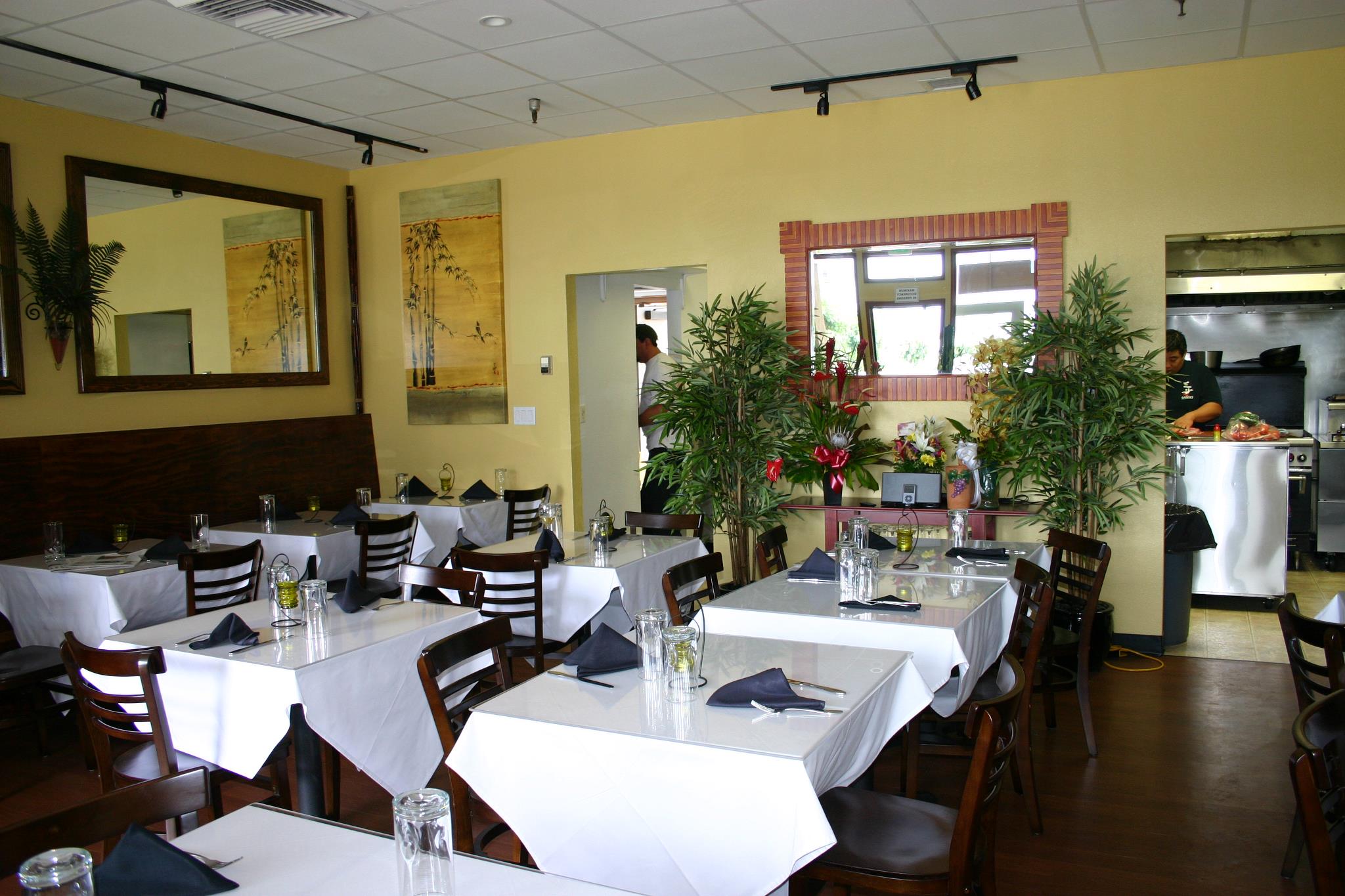 restaurants in Maui, best restaurants in Maui, Maui food, Maui restaurants, where to eat in Maui, cuatro