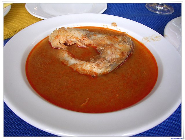 Hungarian Food, Traditional Hungarian Food, Hungary Food, Hungarian cuisine, traditional food in Hungary, Hungary cuisine, Hungarian dishes, Hungary dishes, Halászlé