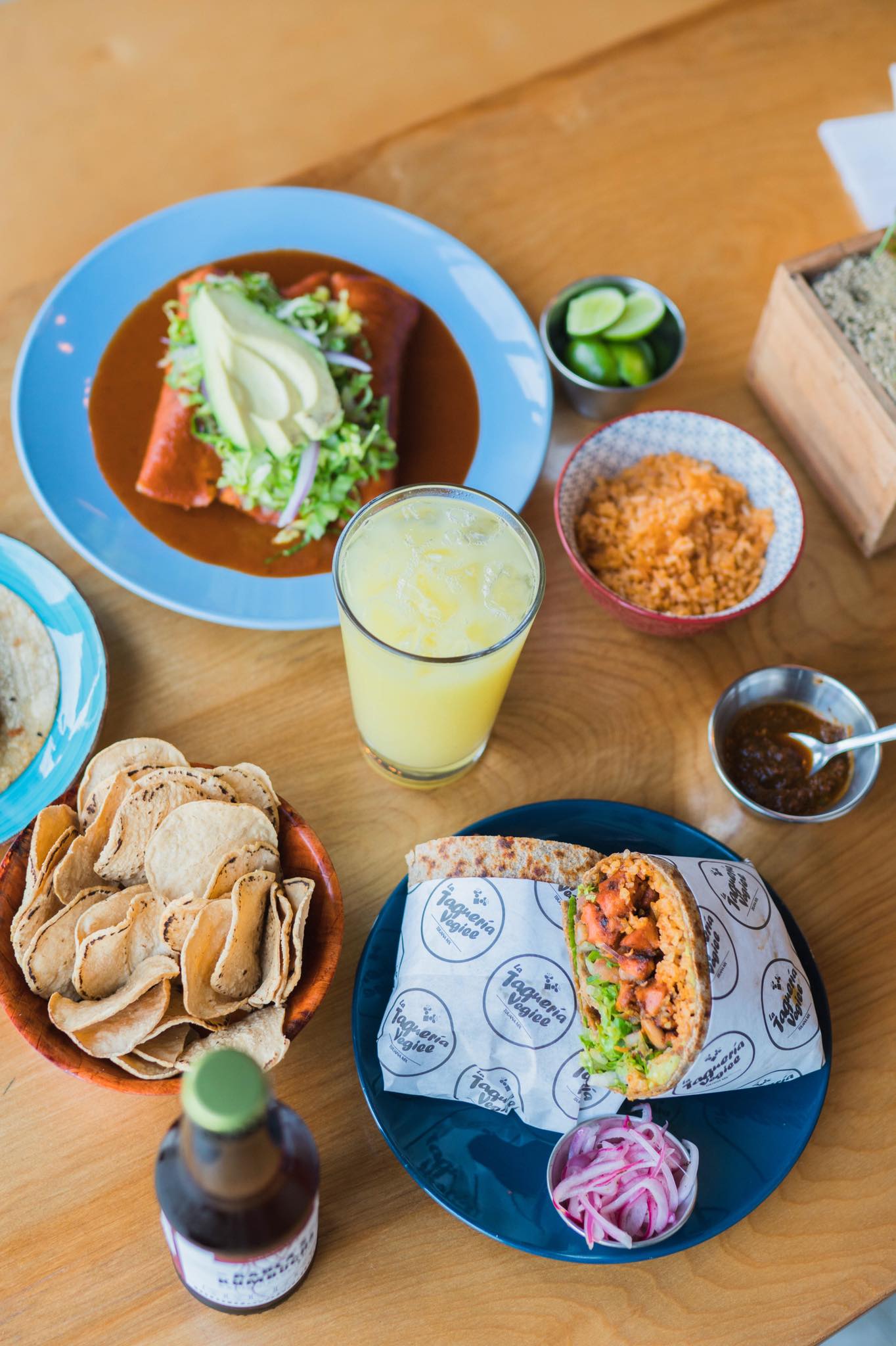 Restaurants in tijuana, best restaurants in tijuana, restaurants tijuana, tijuana restaurants, where to eat in tijuana, tijuana food, vegan restaurants in tijuana, vegetarian restaurants in tijuana, vegan in tijuana, vegetarian in tijuana, la taqueria vegiee