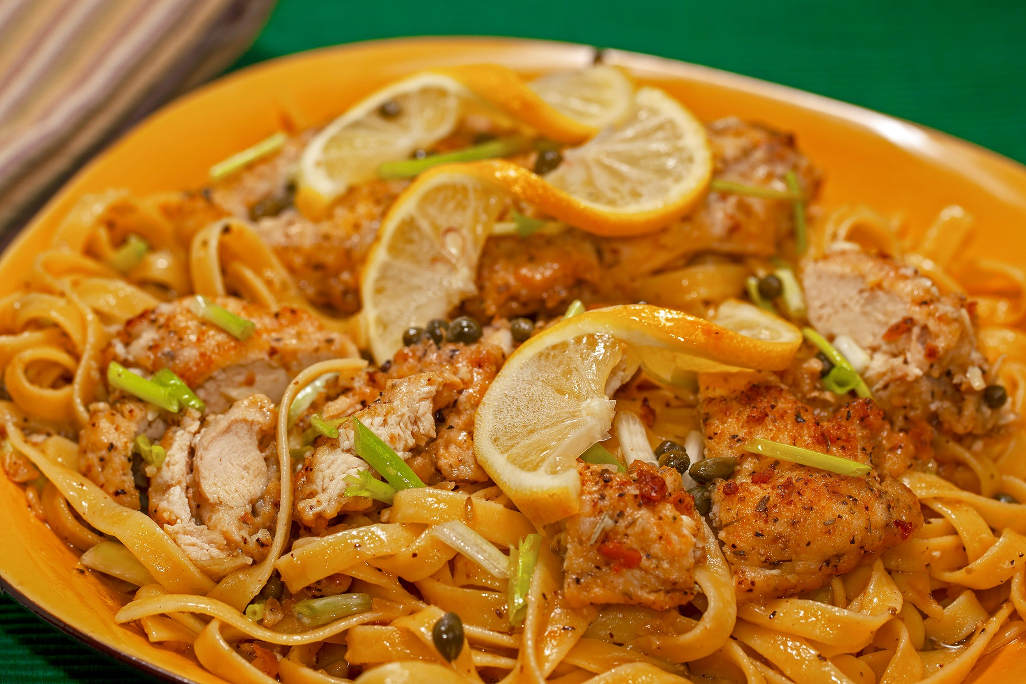 restaurants in Maui, best restaurants in Maui, Maui food, Maui restaurants, where to eat in Maui, pizza in paradise