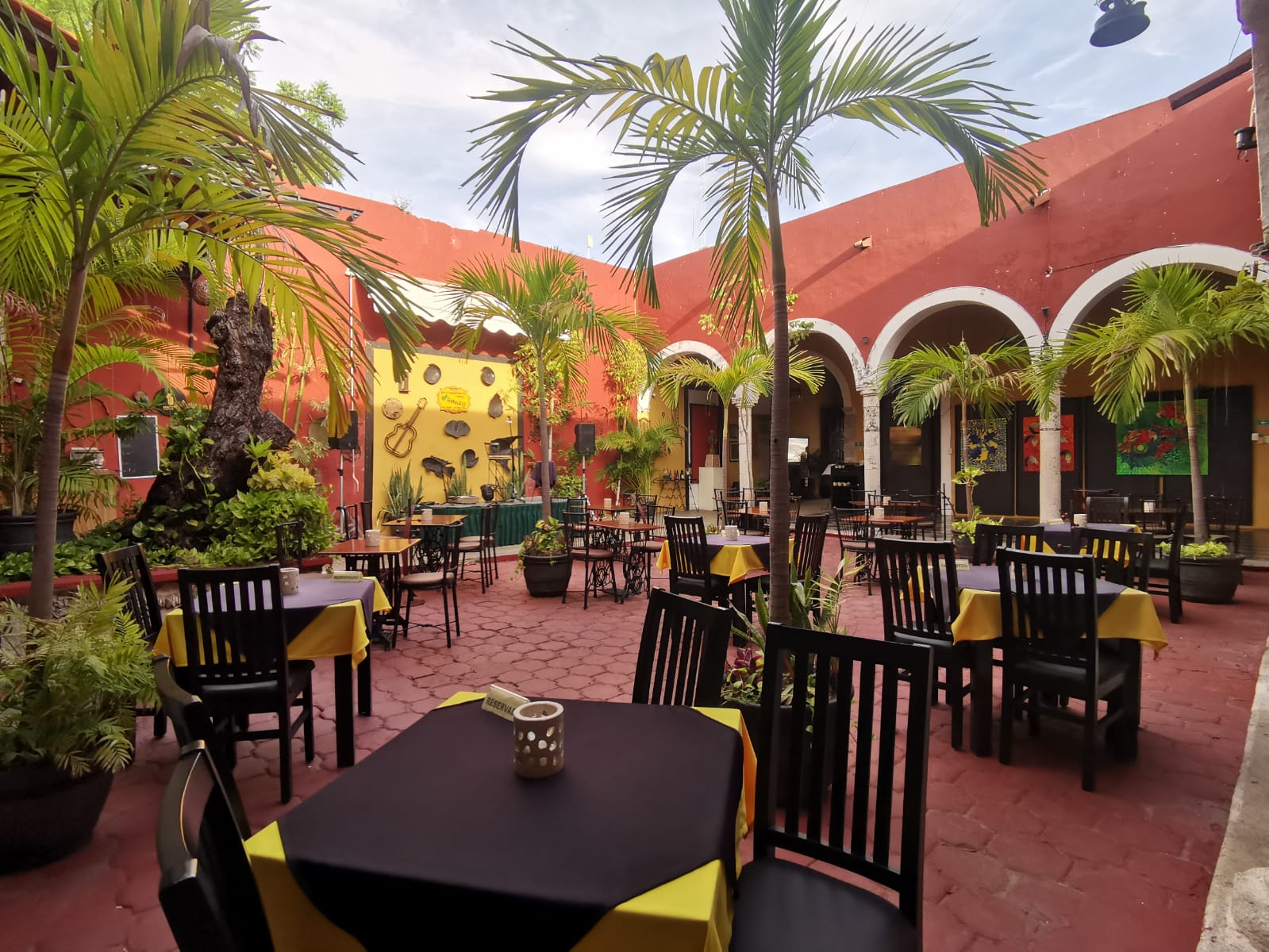 restaurants in merida, best restaurants in merida mexico, merida food, restaurants in merida mexico, merida restaurant, where to eat in merida, merida restaurants, best merida restaurants, restaurante amaro