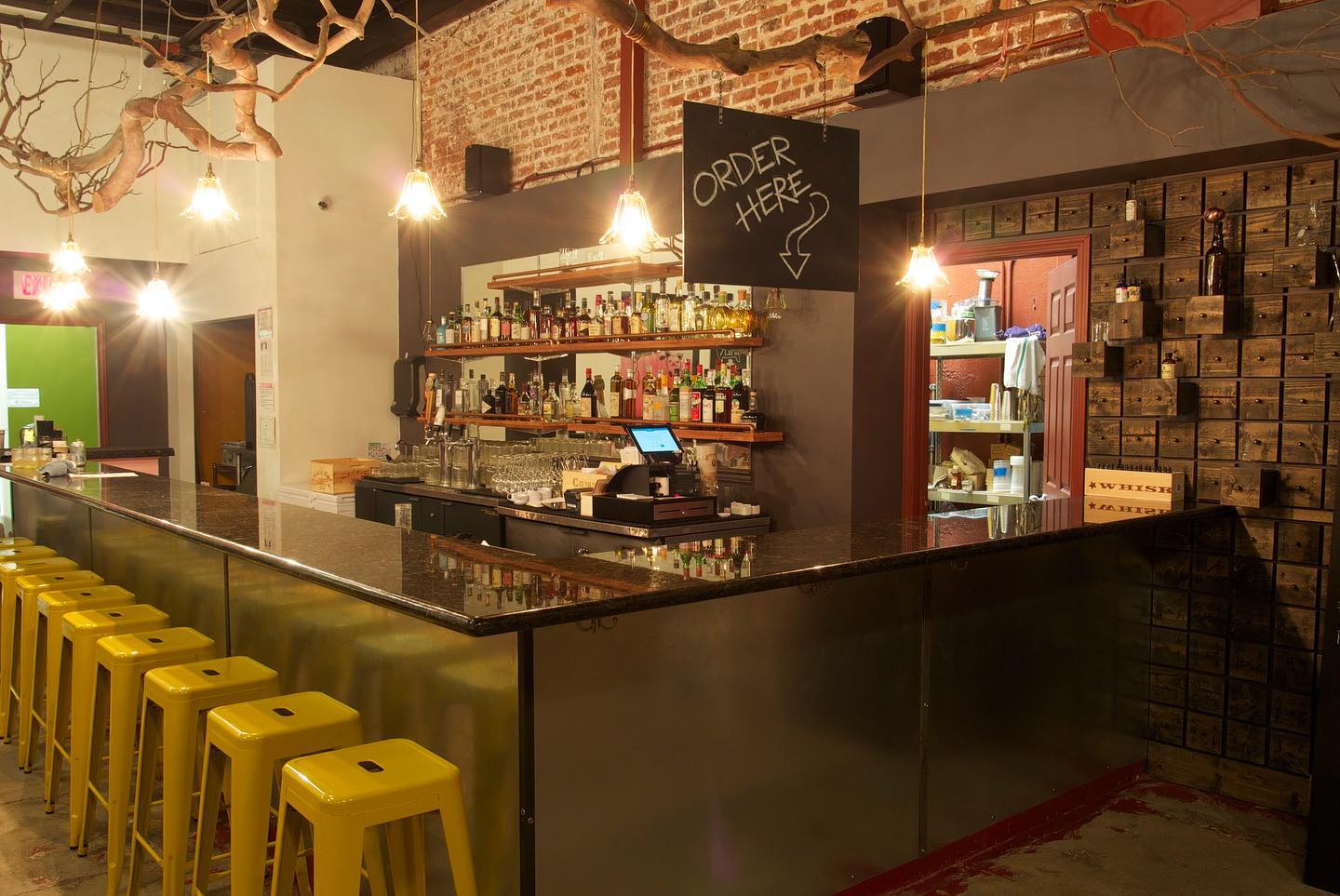 restaurants in honolulu, best restaurants in honolulu, restaurants in honolulu hawaii, honolulu restaurants, honolulu food, where to eat in honolulu, the pig & the lady