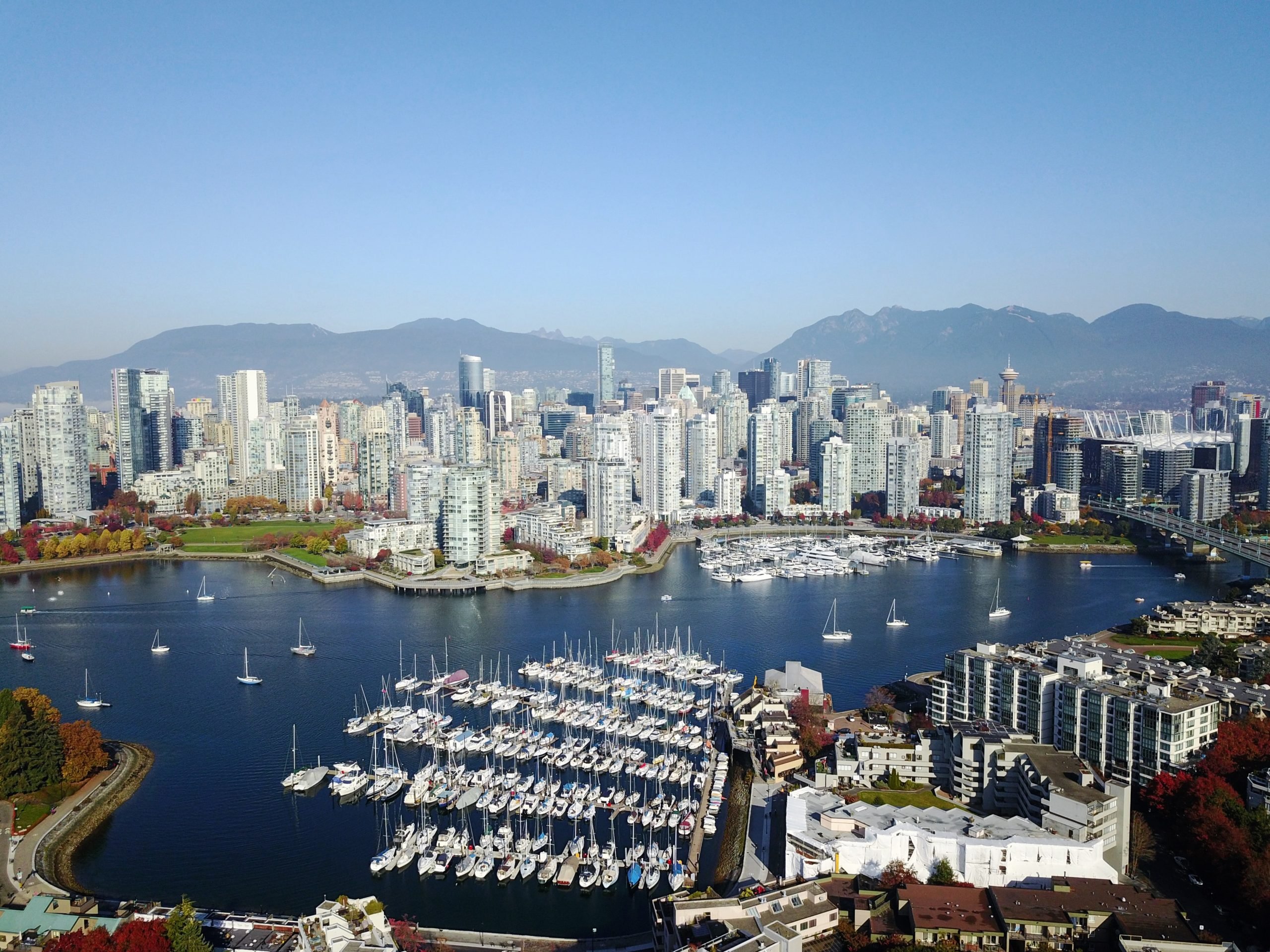 10 Amazing Countries To Live and Work Globally, How To Get From Vancouver Airport To City Center - All Possible Ways, cheapest way from Vancouver airport to city center, Vancouver airport to city center, Vancouver Airport Bus To city center, vancouver airport to city, Vancouver airport to downtown, vancouver airport to vancouver