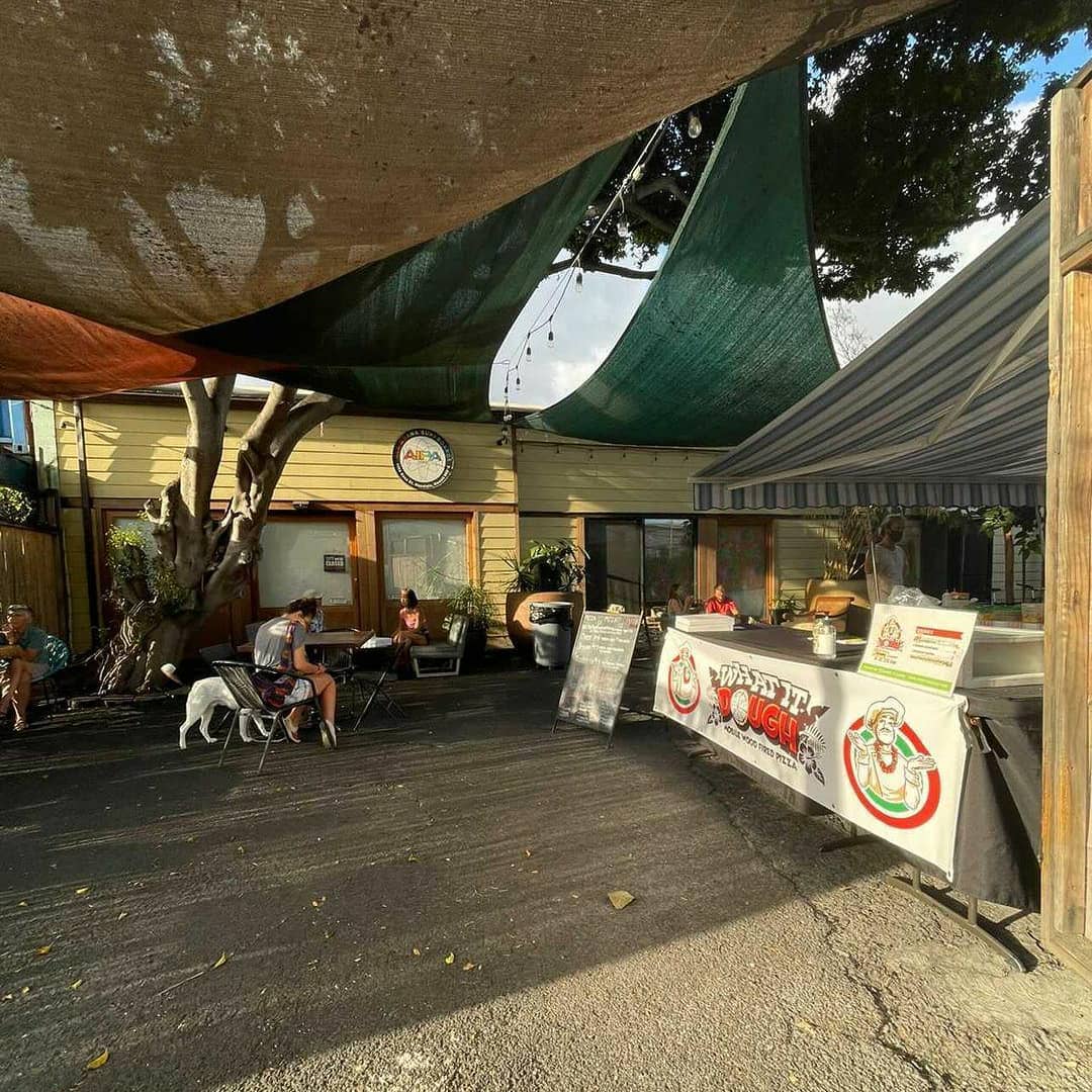 vegan restaurants honolulu, vegetarian restaurants honolulu, vegan restaurants in honolulu, vegetarian restaurants in honolulu, what it dough,  vegan in honolulu, vegetarian in honolulu