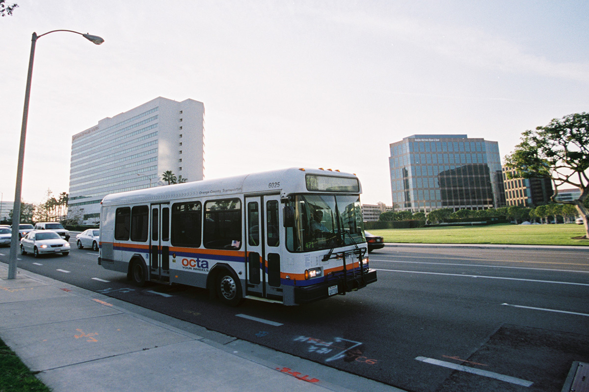 How To Get From John Wayne Airport To Newport Beach - All Possible Ways, cheapest way from John Wayne airport to Newport Beach, John Wayne airport to Newport Beach, Santa Ana airport to Newport Beach, John Wayne Airport Bus Airport, Bus Santa Ana Airport, Bus John Wayne or Santa Ana Airport, from Santa Ana to Newport Beach