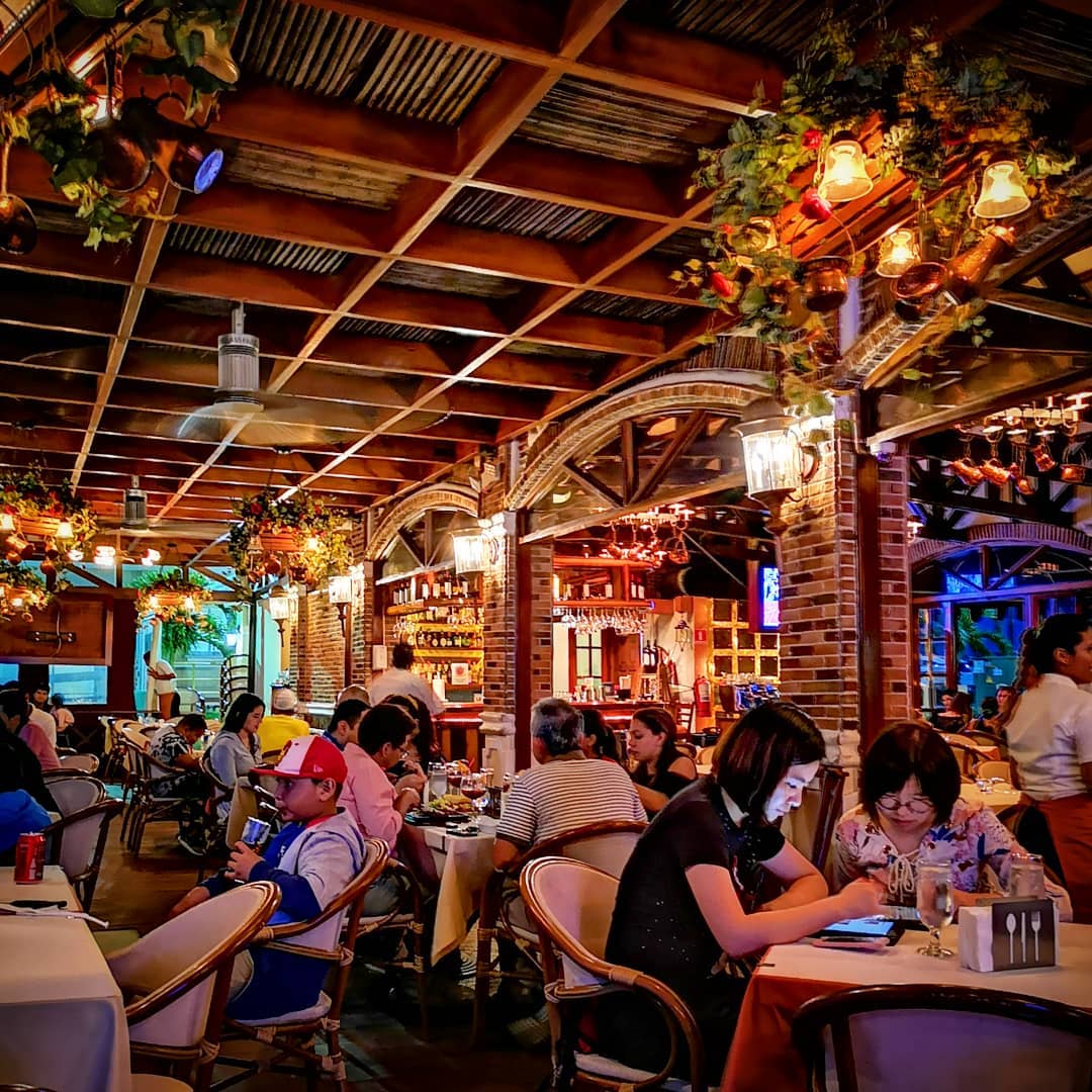 Restaurants in Panama City, best restaurants in Panama City, where to eat in Panama City, restaurants Panama City, Panama City food, best Panama City restaurants, Leños & Carbón