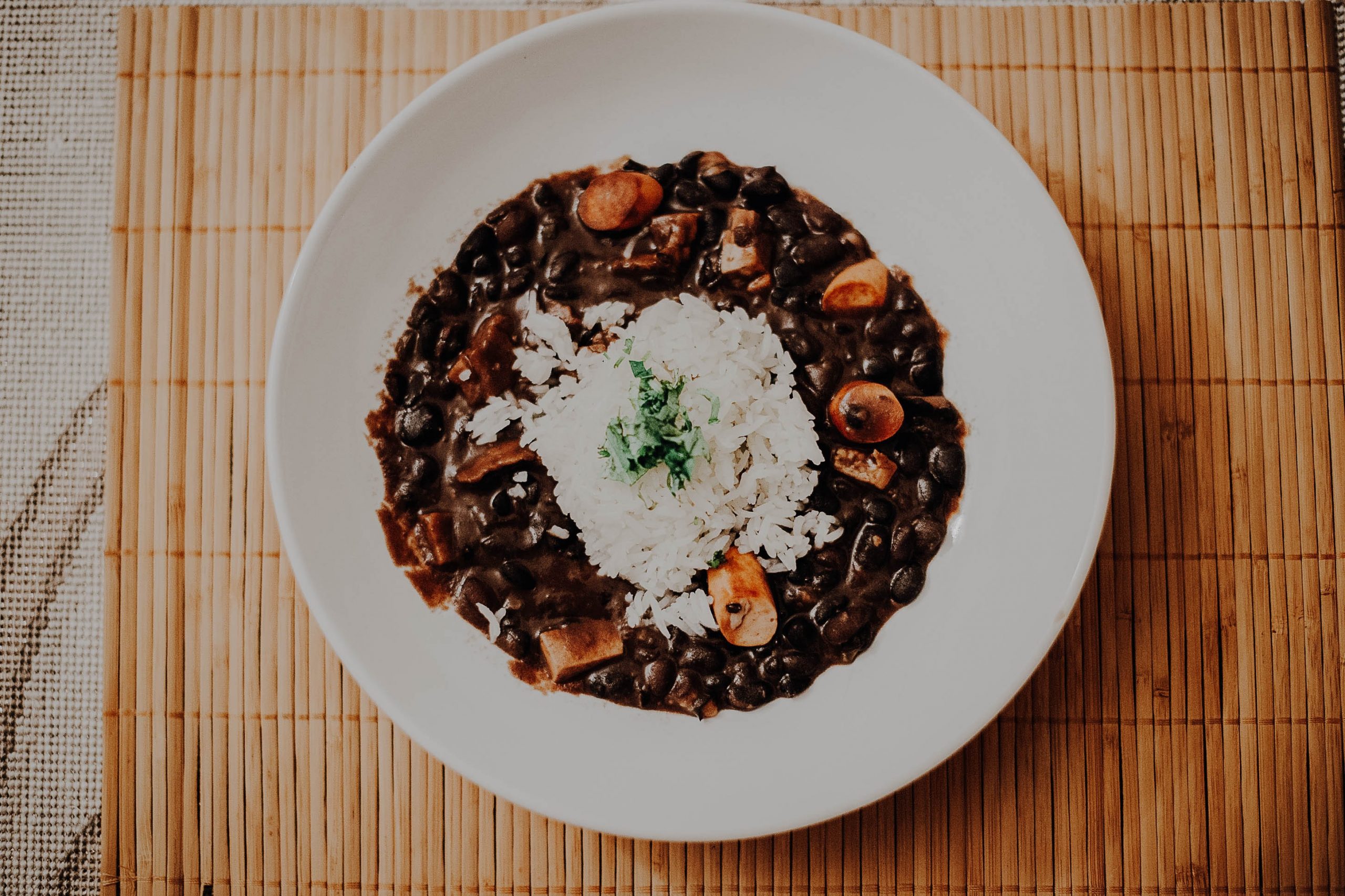 vegan Peruvian frijoles negros dishes, plant-based Peruvian frijoles negros dishes, vegetarian Peruvian frijoles negros dishes