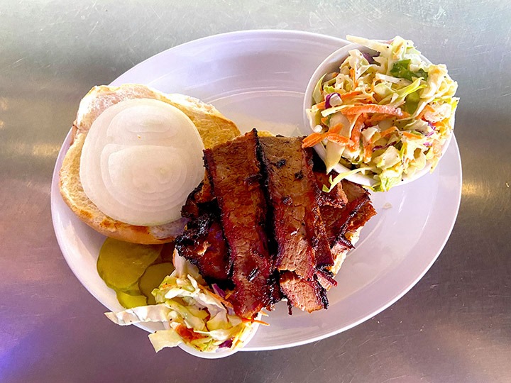 BEACH BUMS BAR & GRILL , restaurants in Wailuku, restaurants in Wailuku, plant based restaurants in Wailuku, vegetarian restaurants in Wailuku, vegan restaurants in Wailuku