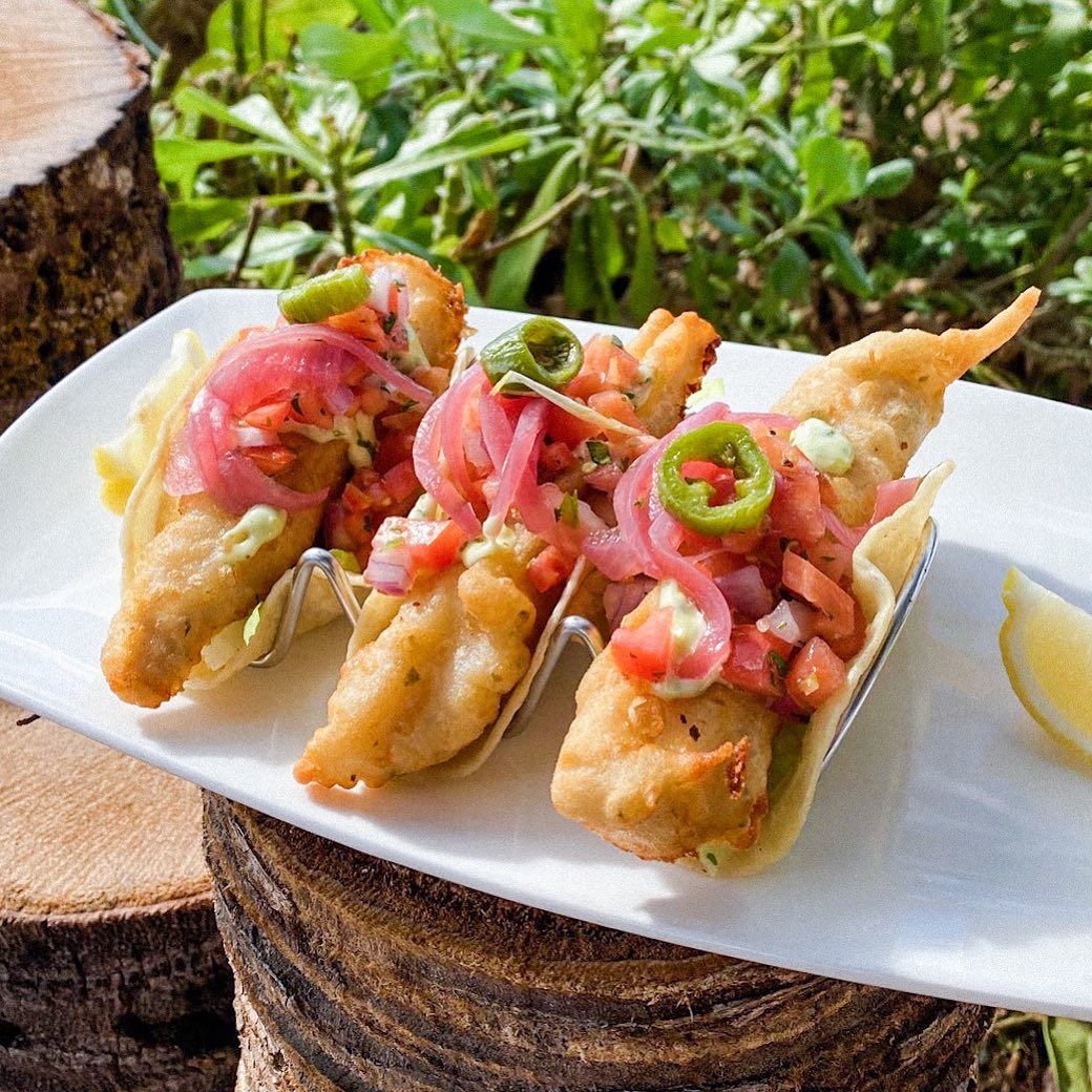 CASTAWAY CAFE, restaurants in Lahaina, restaurants in Lahaina, plant based restaurants in Lahaina, vegetarian restaurants in Lahaina, vegan restaurants in Lahaina, Lahaina food, where to eat in Lahaina, vegan in Lahaina, vegetarian in Lahaina