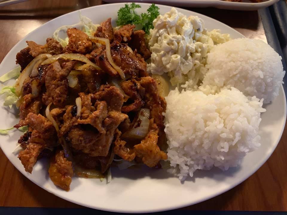 TIFFANY'S BAR & GRILL, restaurants in Wailuku, restaurants in Wailuku, plant based restaurants in Wailuku, vegetarian restaurants in Wailuku, vegan restaurants in Wailuku