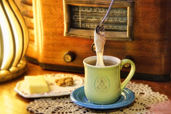 Colombian Breakfast, Breakfast in Colombia, Aguapanela Con Queso