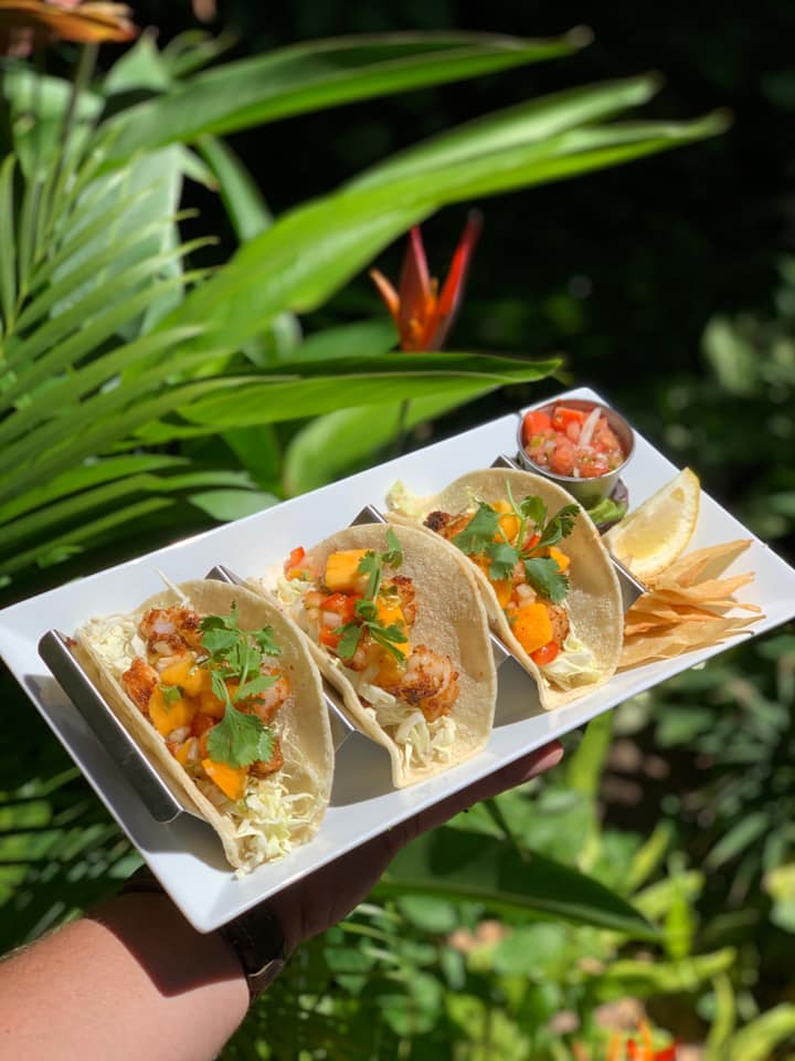 Ami Ami Bar and grill, Kihei restaurants, restaurants in Kihei, plant based restaurants in Kihei, vegetarian restaurants in Kihei, vegan restaurants in Kihei, Kihei food, where to eat in Kihei, vegan in Kihei, vegetarian in Kihei