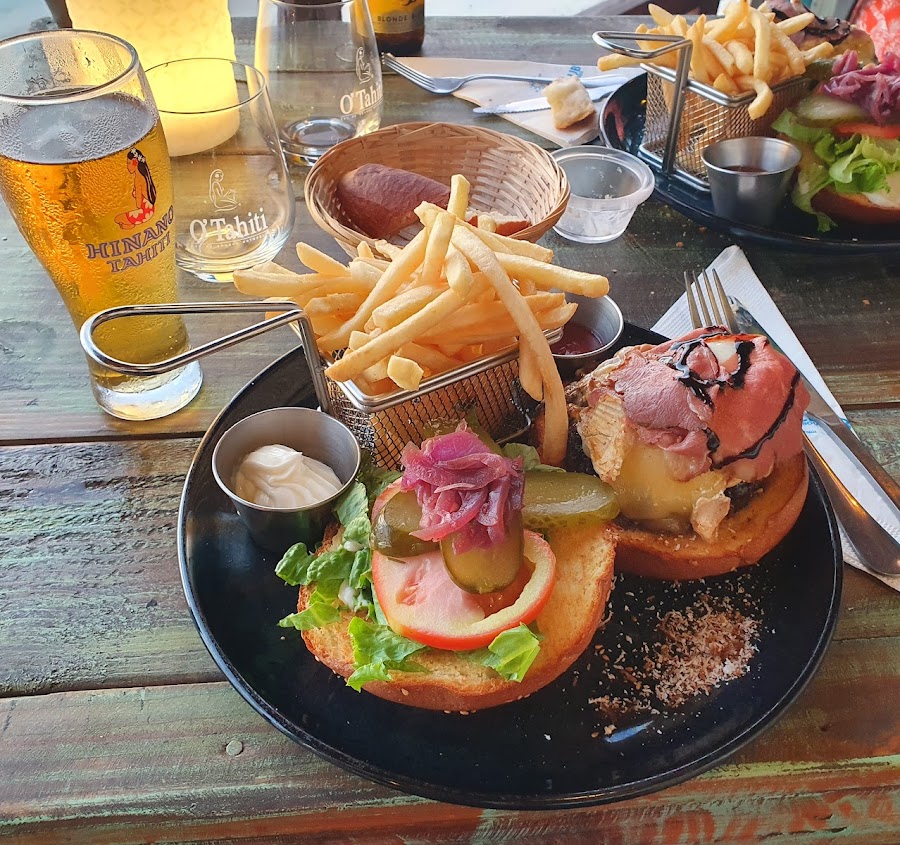 Bora Bora Beach Club and Restaurant, Bora Bora restaurants, restaurants in Bora Bora, plant based restaurants in Bora Bora, vegetarian restaurants in Bora Bora, vegan restaurants in Bora Bora, Bora Bora food, where to eat in Bora Bora, vegan in Bora bora, vegetarian in Bora Bora