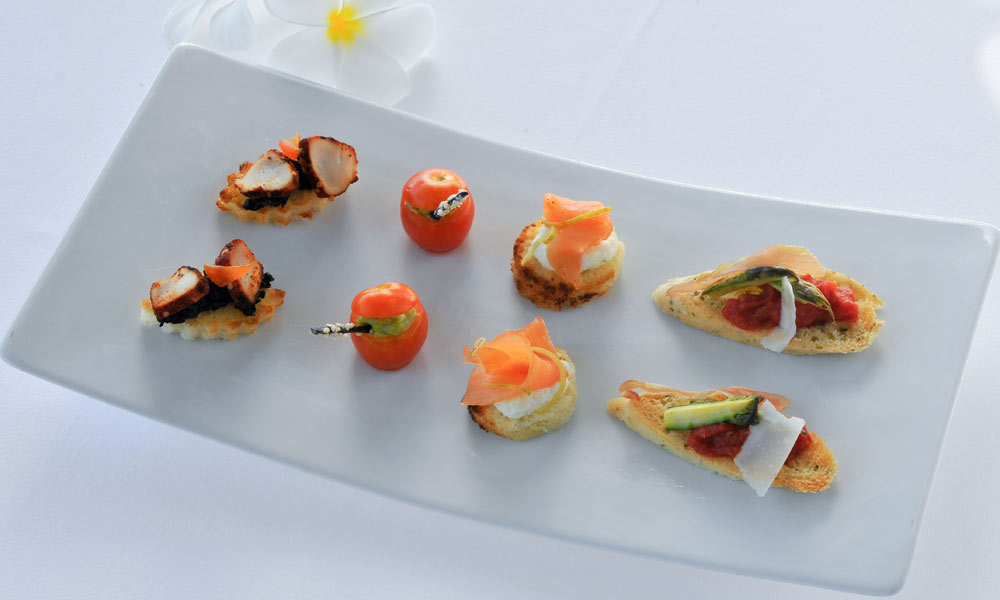 Le Corail, Bora Bora restaurants, restaurants in Bora Bora, plant based restaurants in Bora Bora, vegetarian restaurants in Bora Bora, vegan restaurants in Bora Bora, Bora Bora food, where to eat in Bora Bora, vegan in Bora bora, vegetarian in Bora Bora