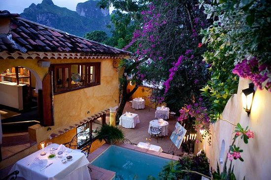 LA VILLA MAHANA, Bora Bora restaurants, restaurants in Bora Bora, plant based restaurants in Bora Bora, vegetarian restaurants in Bora Bora, vegan restaurants in Bora Bora, Bora Bora food, where to eat in Bora Bora, vegan in Bora bora, vegetarian in Bora Bora