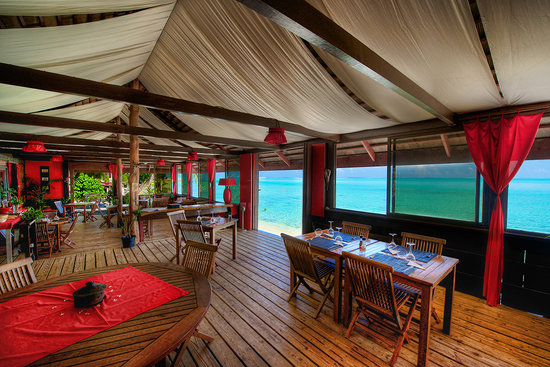 MATIRA BEACH RESTAURANT , Bora Bora restaurants, restaurants in Bora Bora, plant based restaurants in Bora Bora, vegetarian restaurants in Bora Bora, vegan restaurants in Bora Bora, Bora Bora food, where to eat in Bora Bora, vegan in Bora bora, vegetarian in Bora Bora