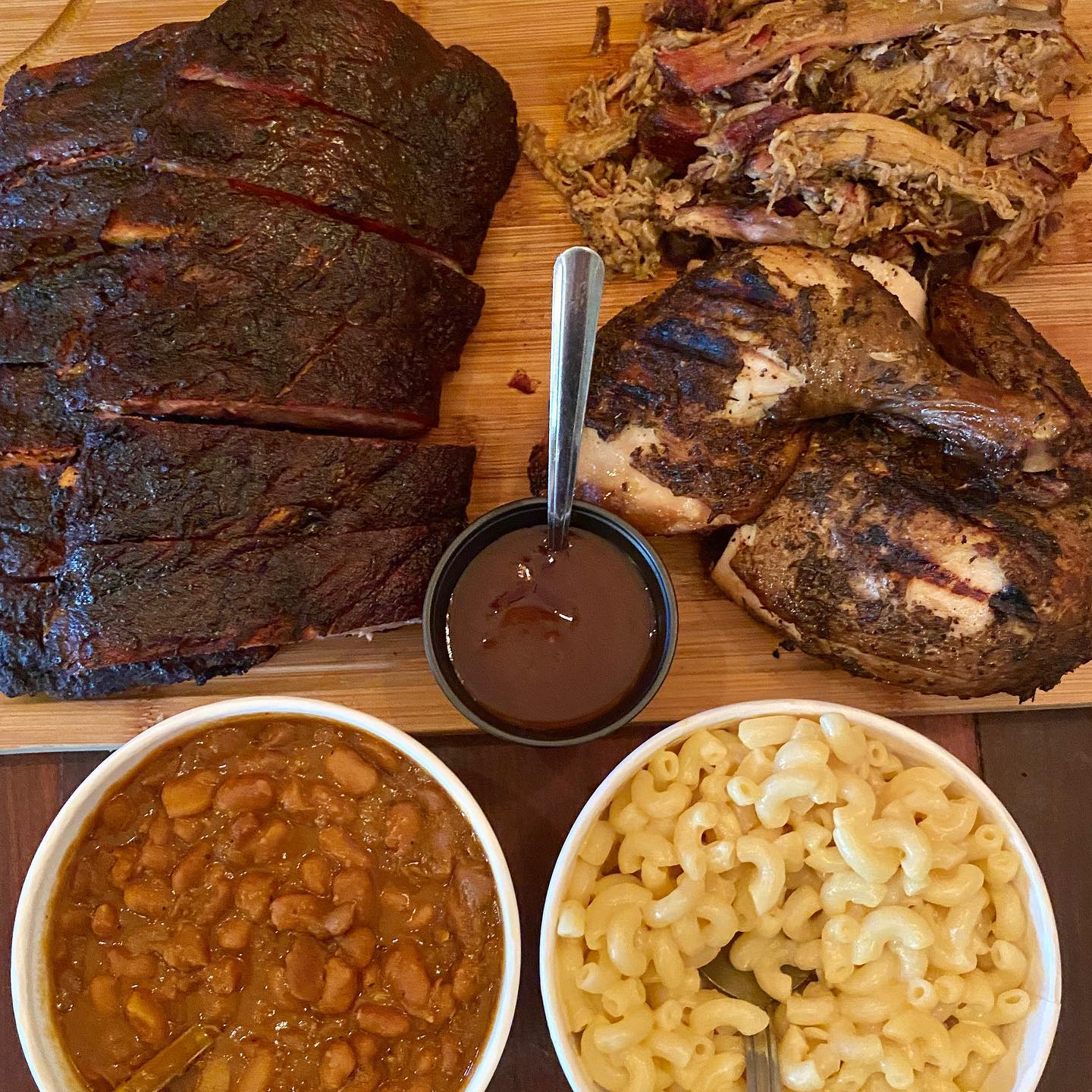 Fat Daddy's Smokehouse BBQ, Kihei restaurants, restaurants in Kihei, plant based restaurants in Kihei, vegetarian restaurants in Kihei, vegan restaurants in Kihei, Kihei food, where to eat in Kihei, vegan in Kihei, vegetarian in Kihei