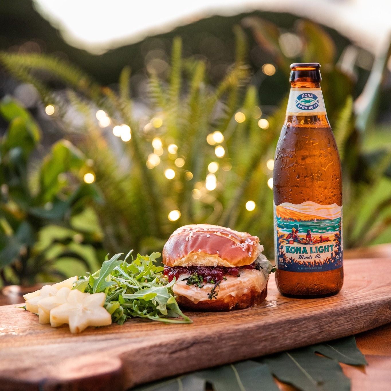 Kailua-Kona Food - 15 Best Restaurants In Kailua And Where To Eat 8 Kona Brewing Company, Kailua-Kona restaurants, restaurants in Kailua-Kona, plant based restaurants in Kailua-Kona, vegetarian restaurants in Kailua-Kona, vegan restaurants in Kailua-Kona, Kailua-Kona food, where to eat in Kailua-Kona, vegan in Kailua-Kona, vegetarian in Kailua-Kona