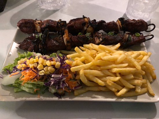 MANUIA GRILL , Moorea restaurants, restaurants in Moorea, plant based restaurants in Moorea, vegetarian restaurants in Moorea, vegan restaurants in Moorea, Moorea food, where to eat in Moorea, vegan in Moorea, vegetarian in Moorea