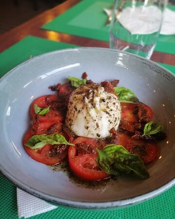 CASA VINCENZO, Moorea restaurants, restaurants in Moorea, plant based restaurants in Moorea, vegetarian restaurants in Moorea, vegan restaurants in Moorea, Moorea food, where to eat in Moorea, vegan in Moorea, vegetarian in Moorea