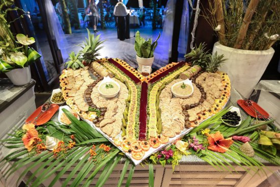 PURE, Moorea restaurants, restaurants in Moorea, plant based restaurants in Moorea, vegetarian restaurants in Moorea, vegan restaurants in Moorea, Moorea food, where to eat in Moorea, vegan in Moorea, vegetarian in Moorea