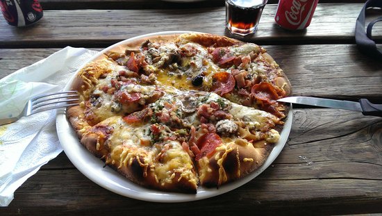 ALLO PIZZA, Moorea restaurants, restaurants in Moorea, plant based restaurants in Moorea, vegetarian restaurants in Moorea, vegan restaurants in Moorea, Moorea food, where to eat in Moorea, vegan in Moorea, vegetarian in Moorea