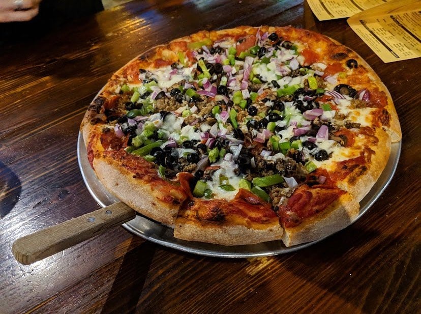 How To Make Pizza From Scratch (Recipe Guide) Tips and Calories