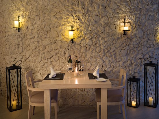 FAR NIENTE RISTORANTE, Bora Bora restaurants, restaurants in Bora Bora, plant based restaurants in Bora Bora, vegetarian restaurants in Bora Bora, vegan restaurants in Bora Bora, Bora Bora food, where to eat in Bora Bora, vegan in Bora bora, vegetarian in Bora Bora