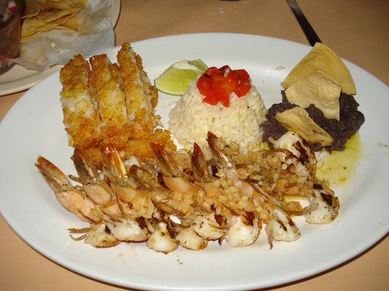 LEO'S, Akumal restaurants, restaurants in Akumal, plant based restaurants in Akumal, vegetarian restaurants in Akumal, vegan restaurants in Akumal, Akumal food, where to eat in Akumal, vegan in Akumal, vegetarian in Akumal