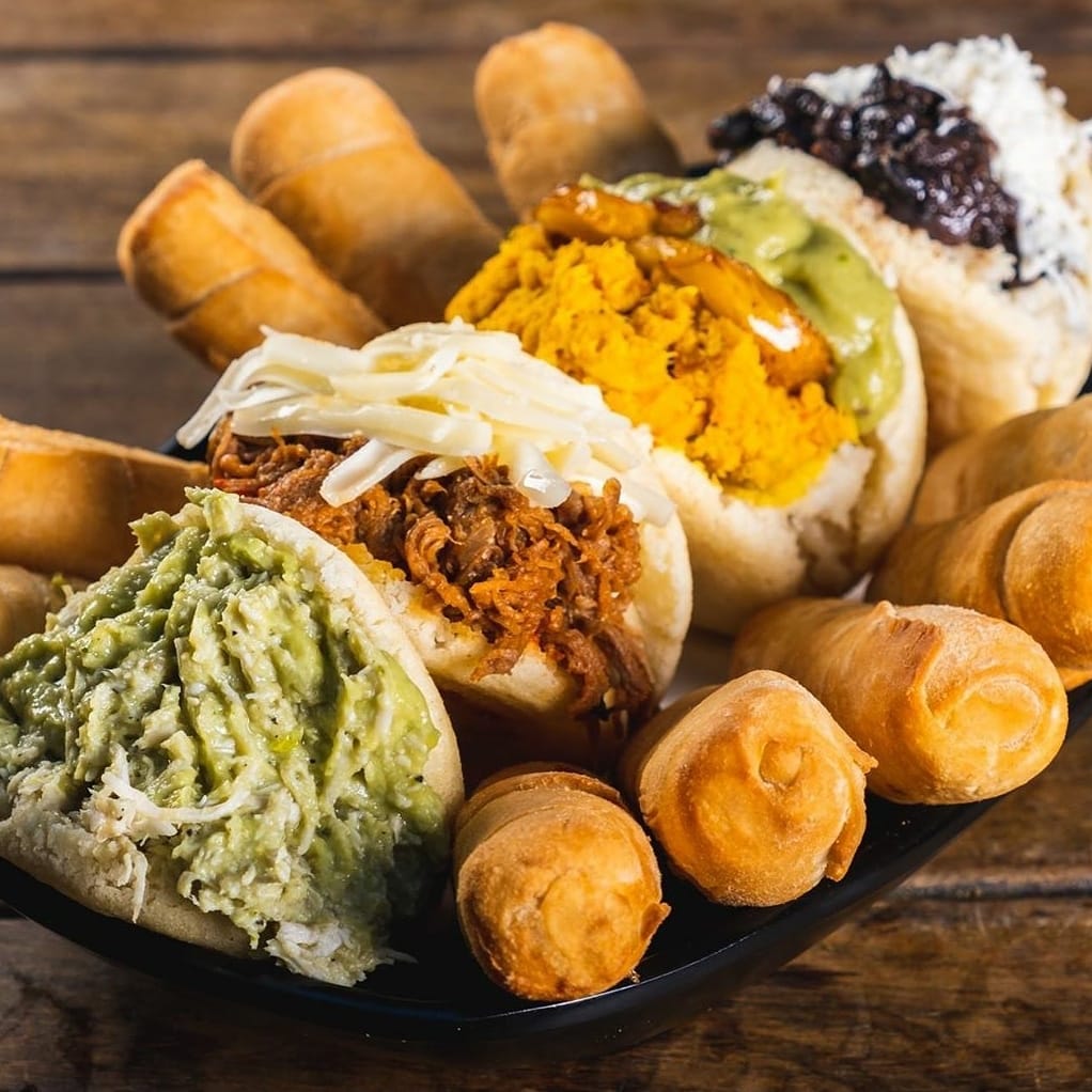 BANKSI BAR AND RESTAURANT Grace Bay, Venezuelan restaurant in Grace Bay, restaurants in Grace Bay, Grace Bay restaurants, plant based restaurants in Grace Bay, vegetarian restaurants in Grace Bay, vegan restaurants in Grace Bay , Grace Bay food, where to eat in Grace Bay, vegan in Grace Bay, vegetarian in Grace Bay, restaurants in Providenciales, restaurants in Turks and Caicos, where to eat in Providenciales, where to eat Turks and Caicos