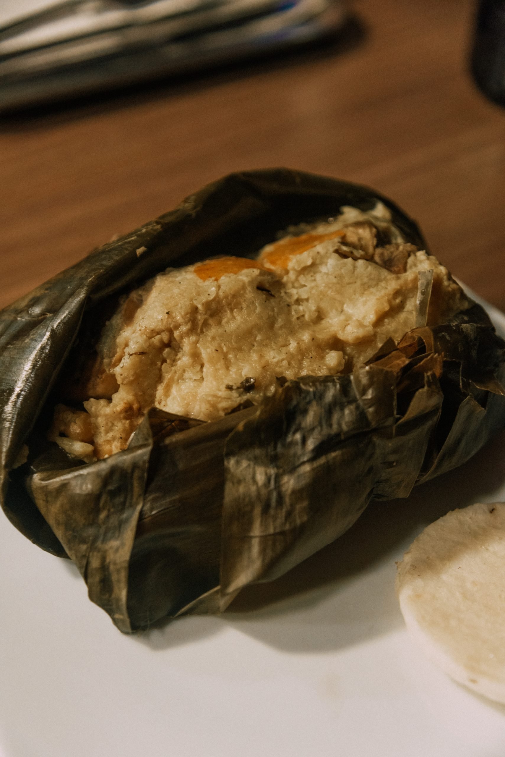 IBIS Bogota Museo, Transmilenio Bogota, bogota airport to city, How To Get From Bogota Airport to City Center, Bogota airport to Candelaria, Bogota airport to La Candelaria, Bogota food tour, La Mesa Food Tour Bogota, street food tour Bogota