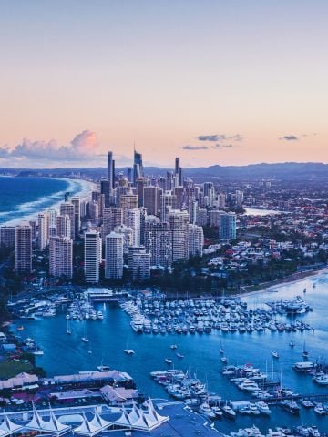 How To Get From Gold Coast Airport To Broadbeach - All Possible Ways, cheapest way from Gold Coast airport to Broadbeach, cheapest way from Gold Coast airport to Broadbeach, Gold Coast airport to Broadbeach, Gold Coast Bus Airport, Bus Gold Coast Airport to Broadbeach