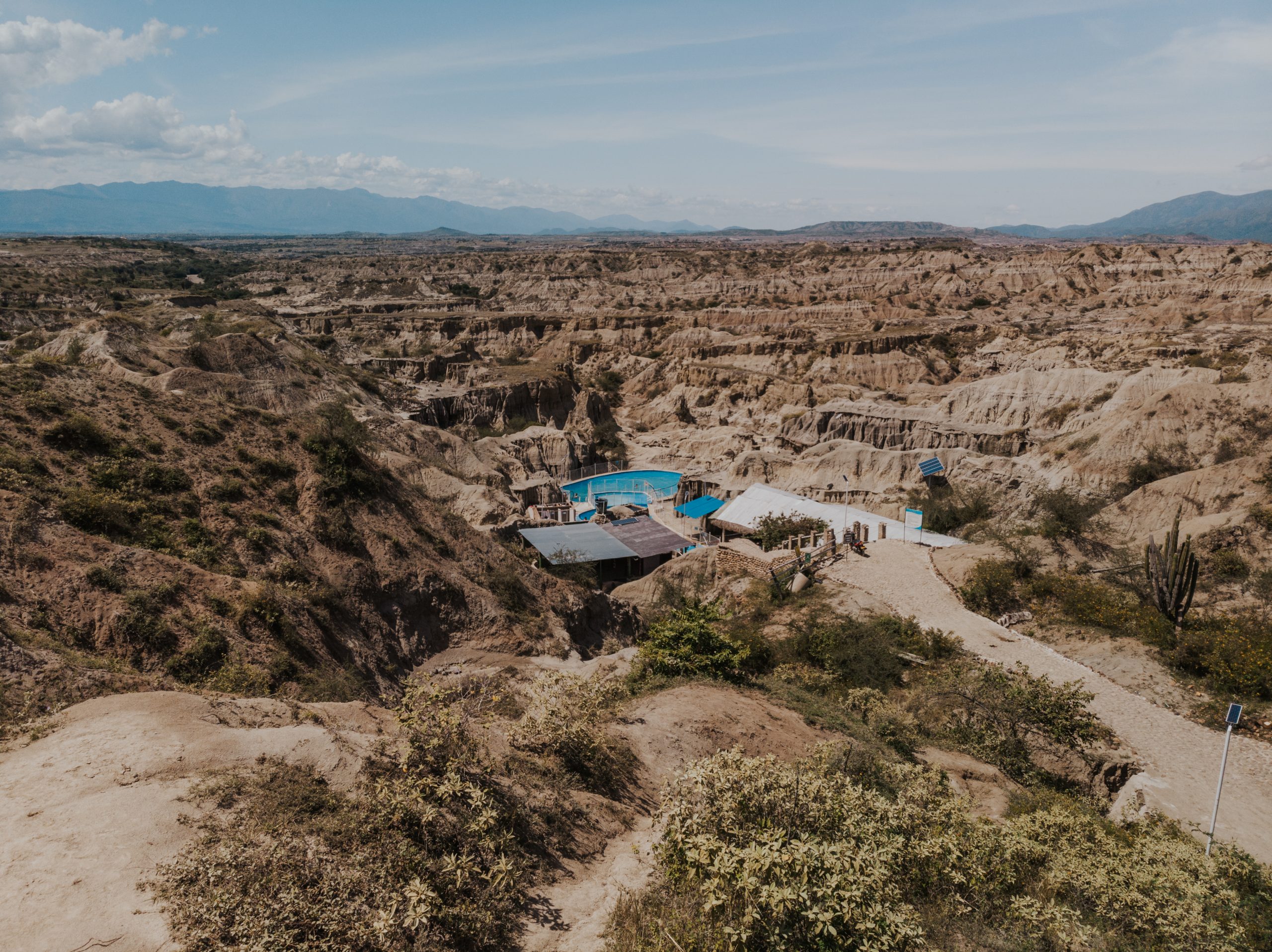 How To Get From Neiva to Villavieja - All Possible Ways, cheapest way from Neiva to Villavieja, Neiva to Villavieja bus, Neiva to Villavieja, bus schedule Neiva to Villavieja, Backpackers Neiva, day tour neiva to Tatacoa Desert, villavieja to Tatacoa Desert, Grey Desert at Tatacoa Desert