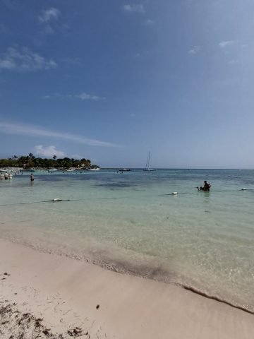 How To Get From Playa Del Carmen to Akumal - All Possible Ways, cheapest way from Playa Del Carmen to Akumal, Playa Del Carmen to Akumal, ado bus Playa Del Carmen to Akumal, shared van Playa del carmen to Akumal