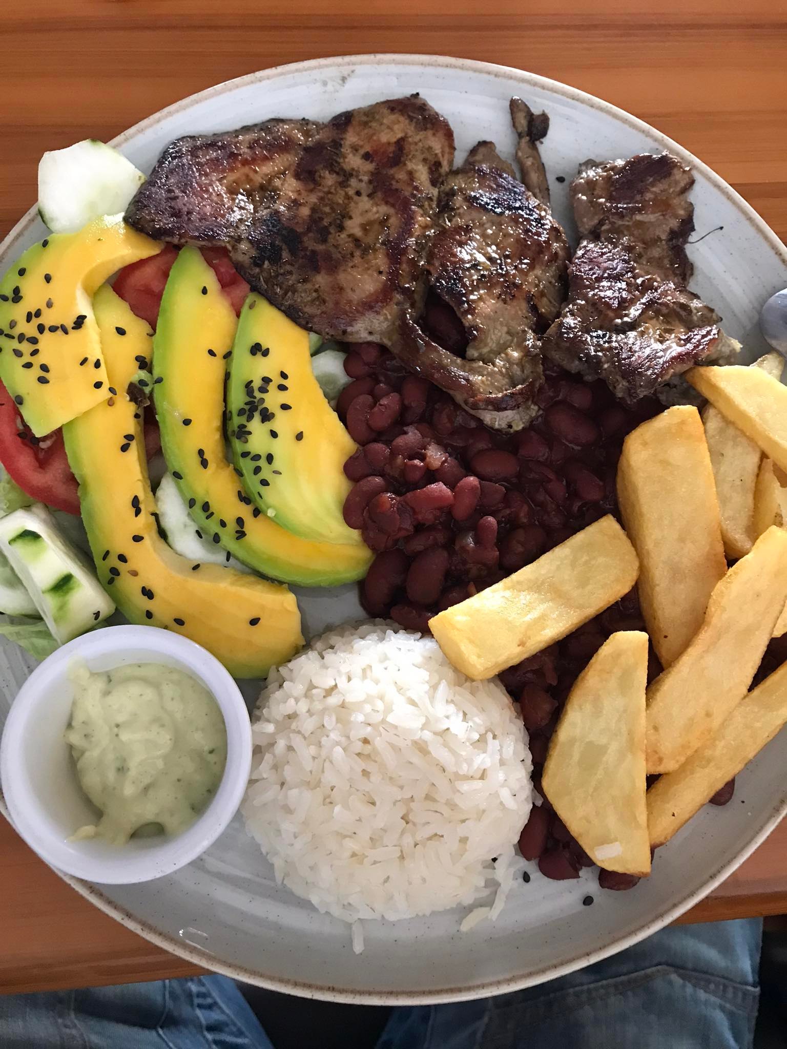 How To Get From San Gil to Barichara - All Possible Ways, cheapest way from San Gil to Barichara, cheapest way from San Gil to Barichara, San Gil to Barichara, bus San Gil to Barichara, San Gil to Barichara, Barichara where to stay, Copetran bus Bucaramanga to San Gil, Cotrasangil bus San Gil to Barichara, where to eat in barichara, donde nakus restaurant,