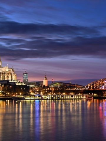 How To Get From Cologne Airport To City Center - All Possible Ways, cheapest way from Cologne airport to Downtown, cheapest way from Cologne airport to city, Cologne airport to city center, Cologne airport to Cologne, Cologne Bus Airport, bus from Cologne airport to city center, Train Cologne airport to city center, taxi Cologne airport to city center, Uber Cologne airport to city