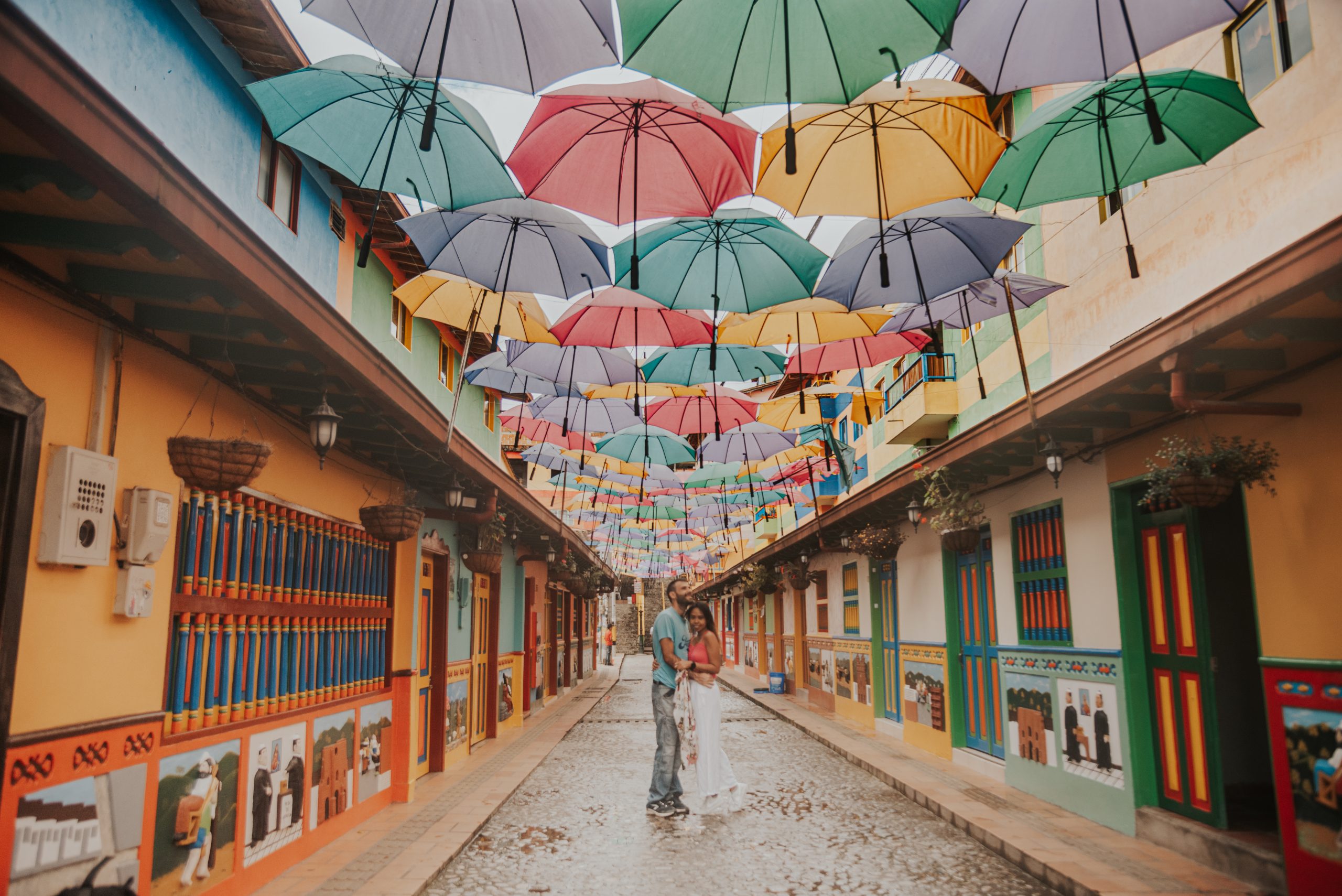 How To Get From Guatape to Medellin Best Way - All Possible Ways, cheapest way from Guatape to Medellin, Guatape to Medellin bus, Guatape to Medellin, bus schedule from Guatape to Medellin, private transfer from Guatape to Medellin, taxi from Guatape to Medellin, Guatape - How Many Days in Medellin - Medellin Itinerary 7 Days