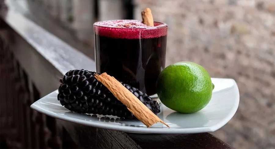 Chicha Morada, drinks in Peru, Peruvian drinks, non alcoholic drinks in peru, alcoholic drinks in peru, peru drinks, traditional peruvian drinks, exotic drinks in Peru,