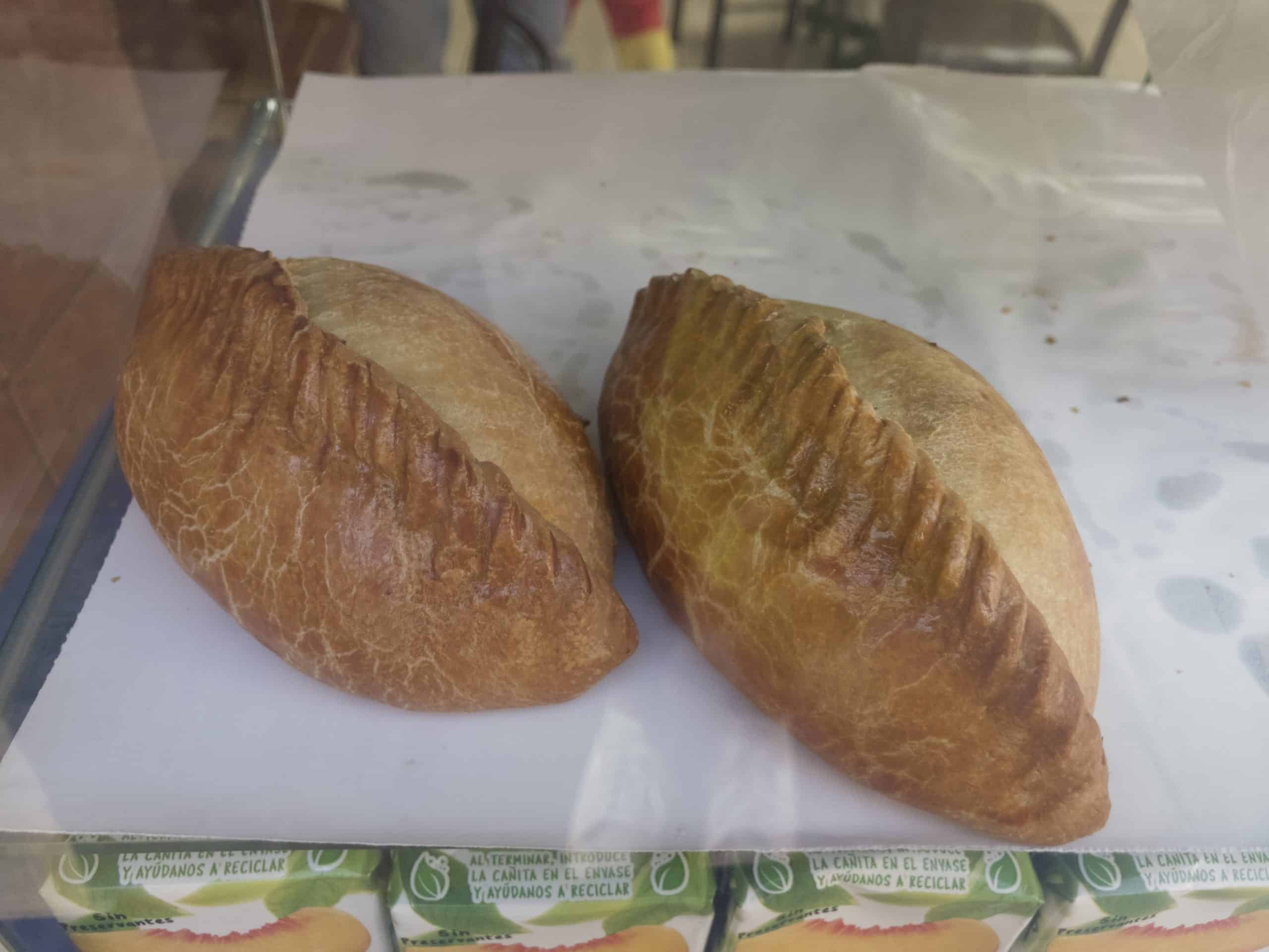 Salteñas Boliviana - Bolivian Breakfast - Breakfast in Bolivia 