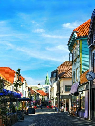 How To Get From Stavanger Airport To City Center - All Possible Ways, cheapest way from Stavanger airport to Downtown, cheapest way from Stavanger airport to city, Stavanger airport to city center, Stavanger airport to Stavanger, Stavanger Bus Airport, bus from Stavanger airport to city center, taxi Stavanger airport to city center, Uber Stavanger airport to city, train Stavanger airport to city center, shuttle bus Stavanger airport to city center