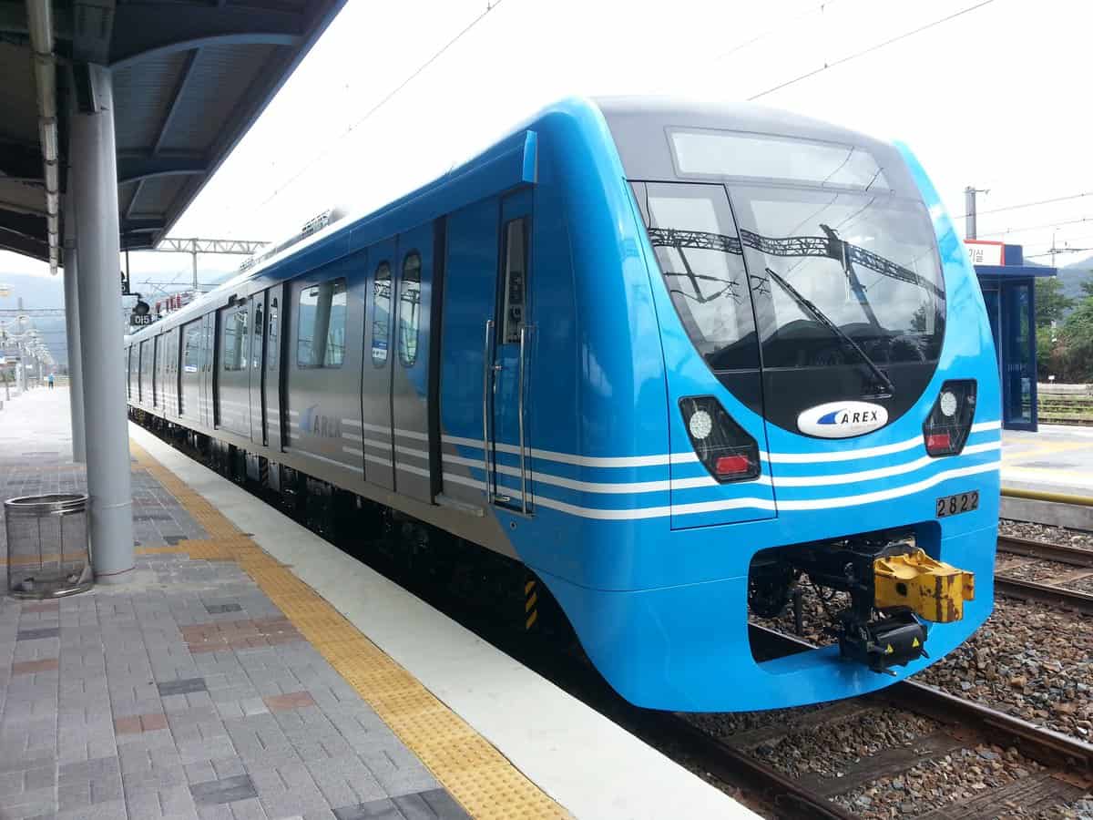 AREX All Stop Train Seoul Airport to city center, AREX TRAIN SEOUL AIRPORT, seoul airport to city center, seoul airport to city,  How To Get From Seoul Airport To City Center, AREX All Stop Train Seoul Airport to city center, cheapest way from Seoul airport to city center, Seoul airport to Seoul city center, best way from Seoul airport to city center