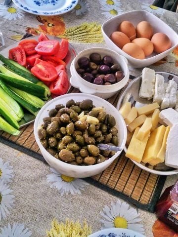 Cypriot Breakfast, breakfast in Cyprus, Cyprus breakfast, tradicitonal Cyprus breakfast, Traditional Cypriot Breakfast
