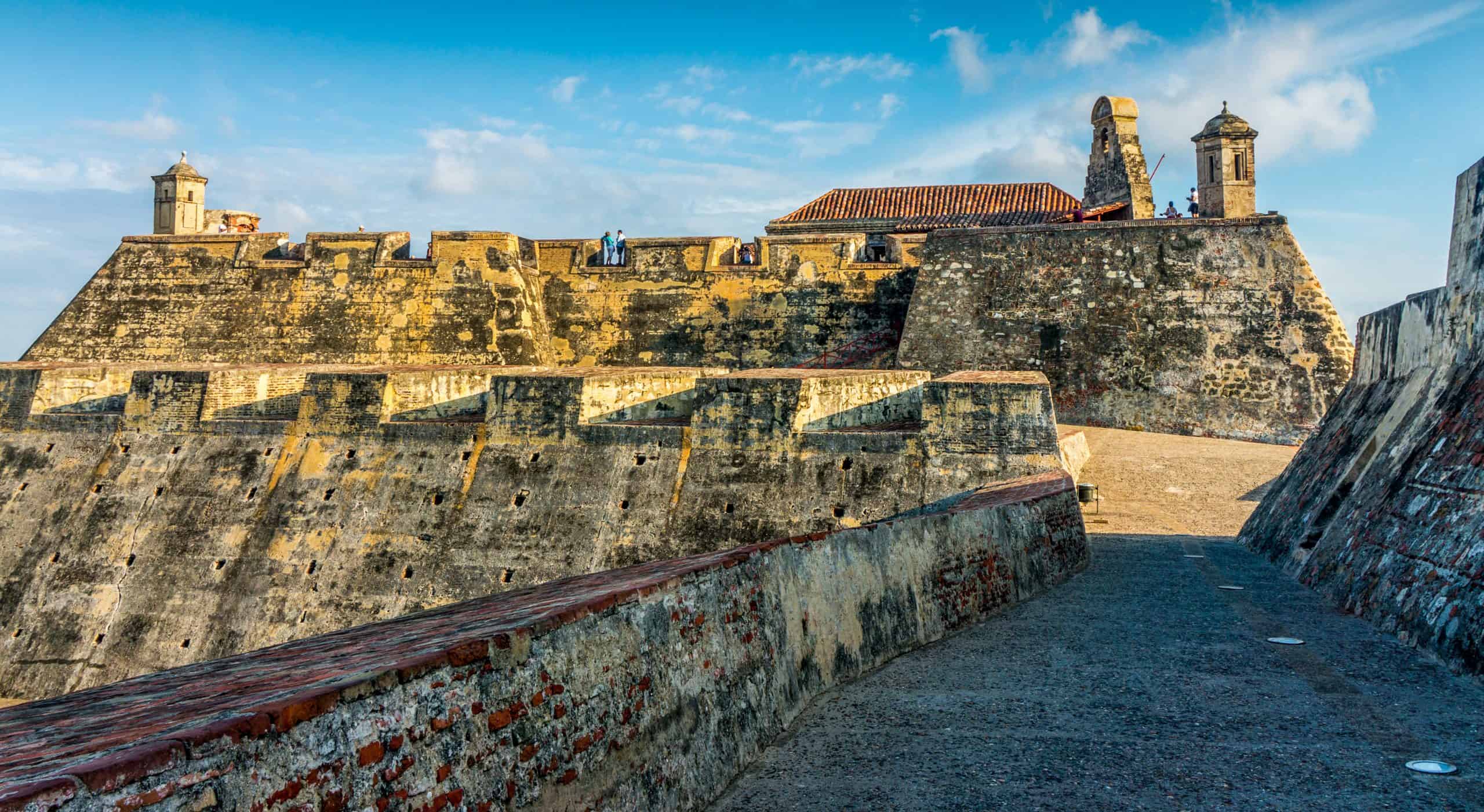 Castillo de San Felipe de Barajas - Cartagena vs Medellin, Cartagena vs Santa Marta