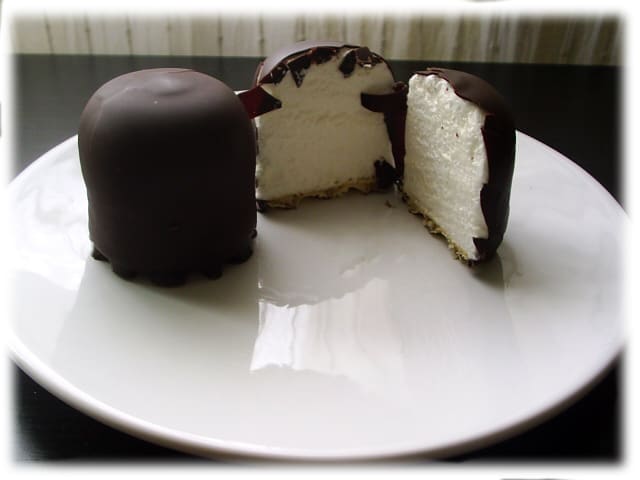 Schokokuss German Chocolate Meringue German Chocolate Kisses Foam Kisses