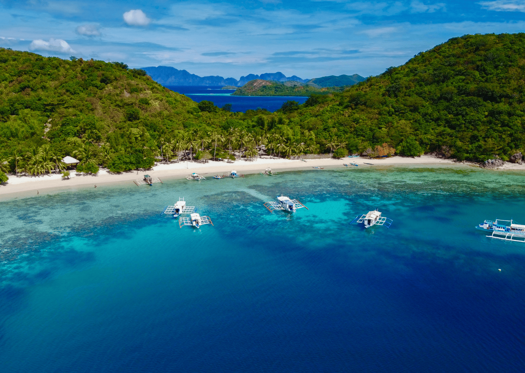 Comparison El Nido vs Coron - Which is the Better? 22 Banana Island Coron