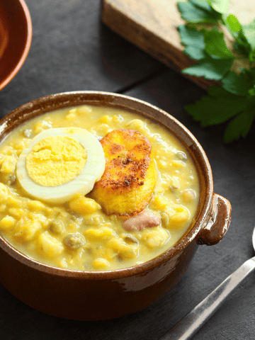 Ecuadorian Breakfast - 22 Best Breakfast in Ecuador You Need To Try